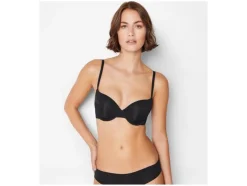 2 dames push-up BH's