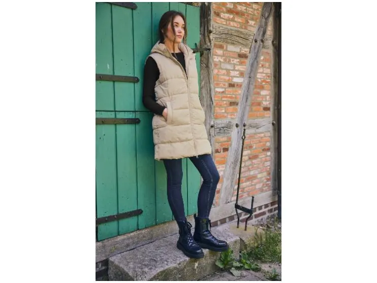 2 Geribde dames shirts