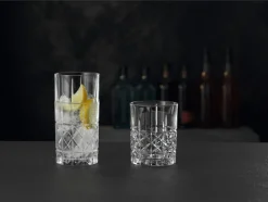 4 whiskyglazen of 4 long drink glazen