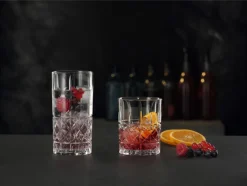 4 whiskyglazen of 4 long drink glazen