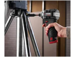 Accu-schroefboormachine en -slagschroevendraaier 12 V met accu's en lader