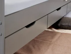 Bed Marinella, Lena of Ulli