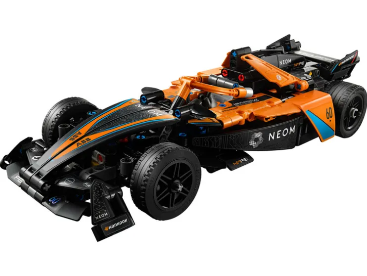 NEOM McLaren Formula E racewagen 42169