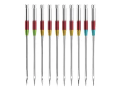 Set van 4 naaimachine naalden