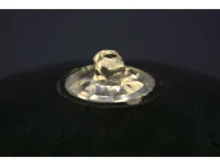 Tuinfontein met LED's en zonnepaneel